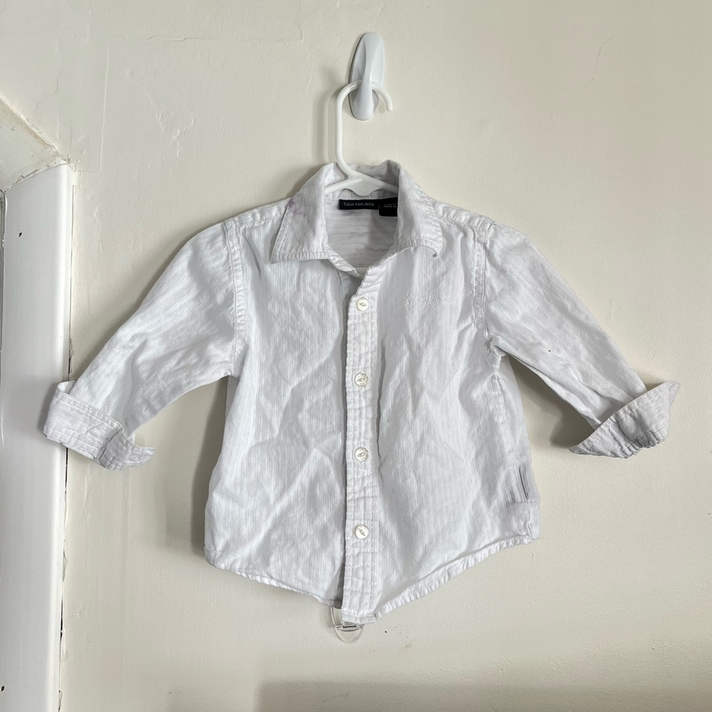 Calvin Klein long sleeve white button up babies